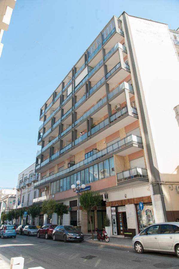 Casa D'Amare Hotel Trani Luaran gambar
